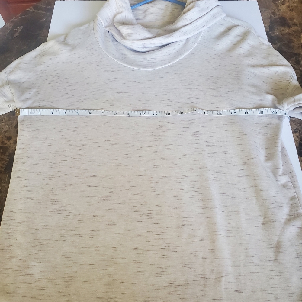 Lou & Grey Womens Size XS Signature Soft Tunic Top Gray Cowl Neck Drop Shoulder - Picture 9 of 10